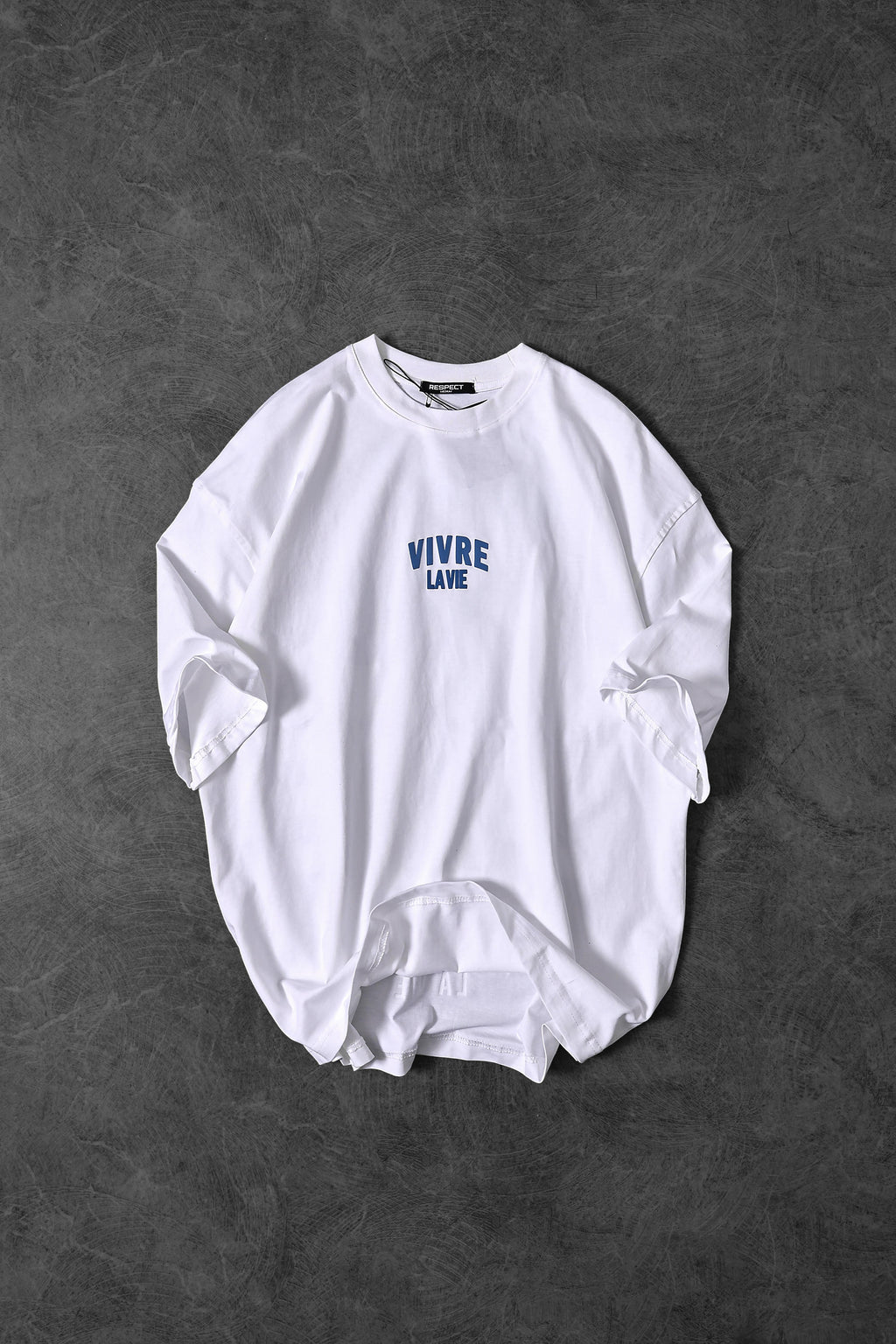 Vivre La Vie Oversized Tee