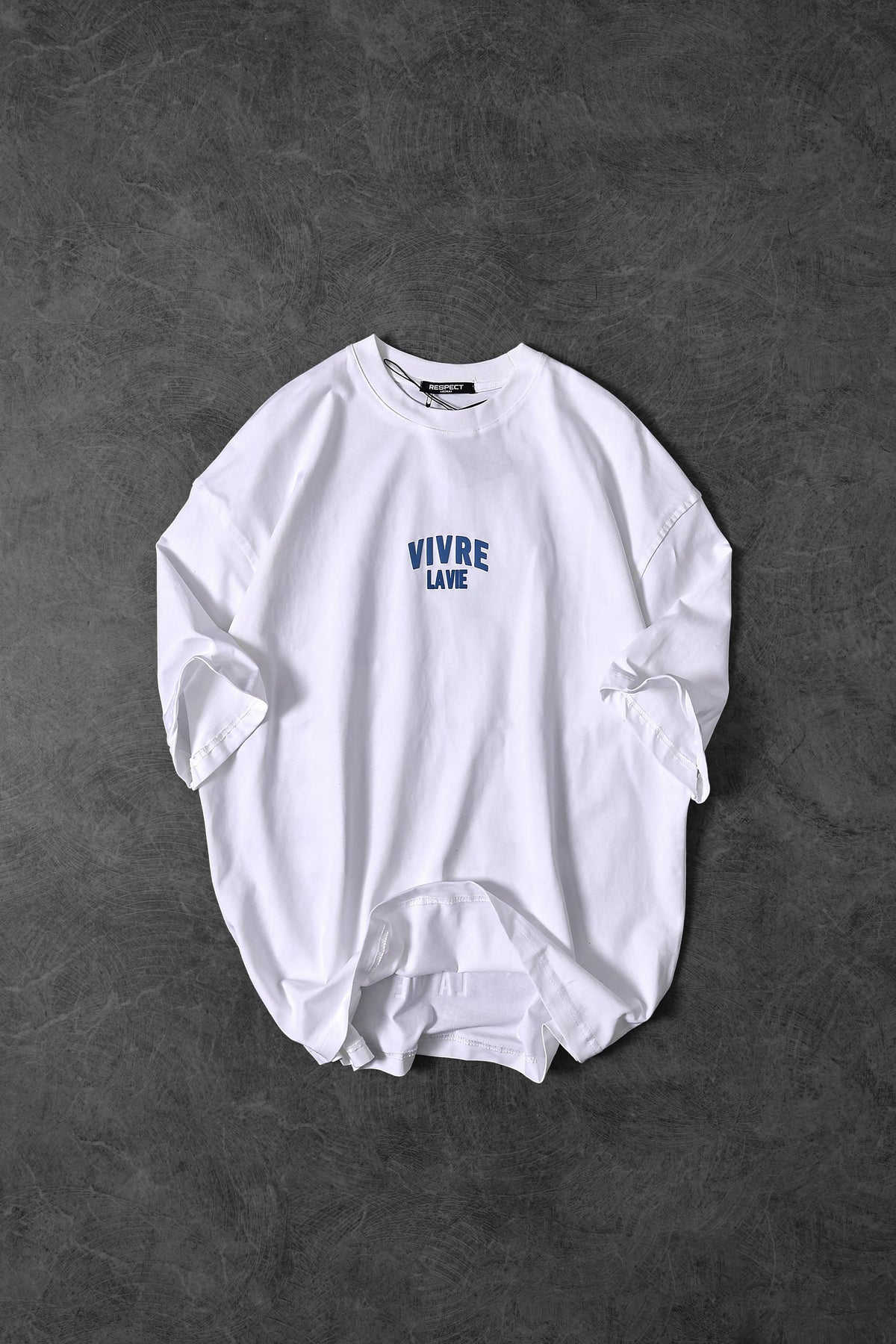 Vivre La Vie Oversized Tee