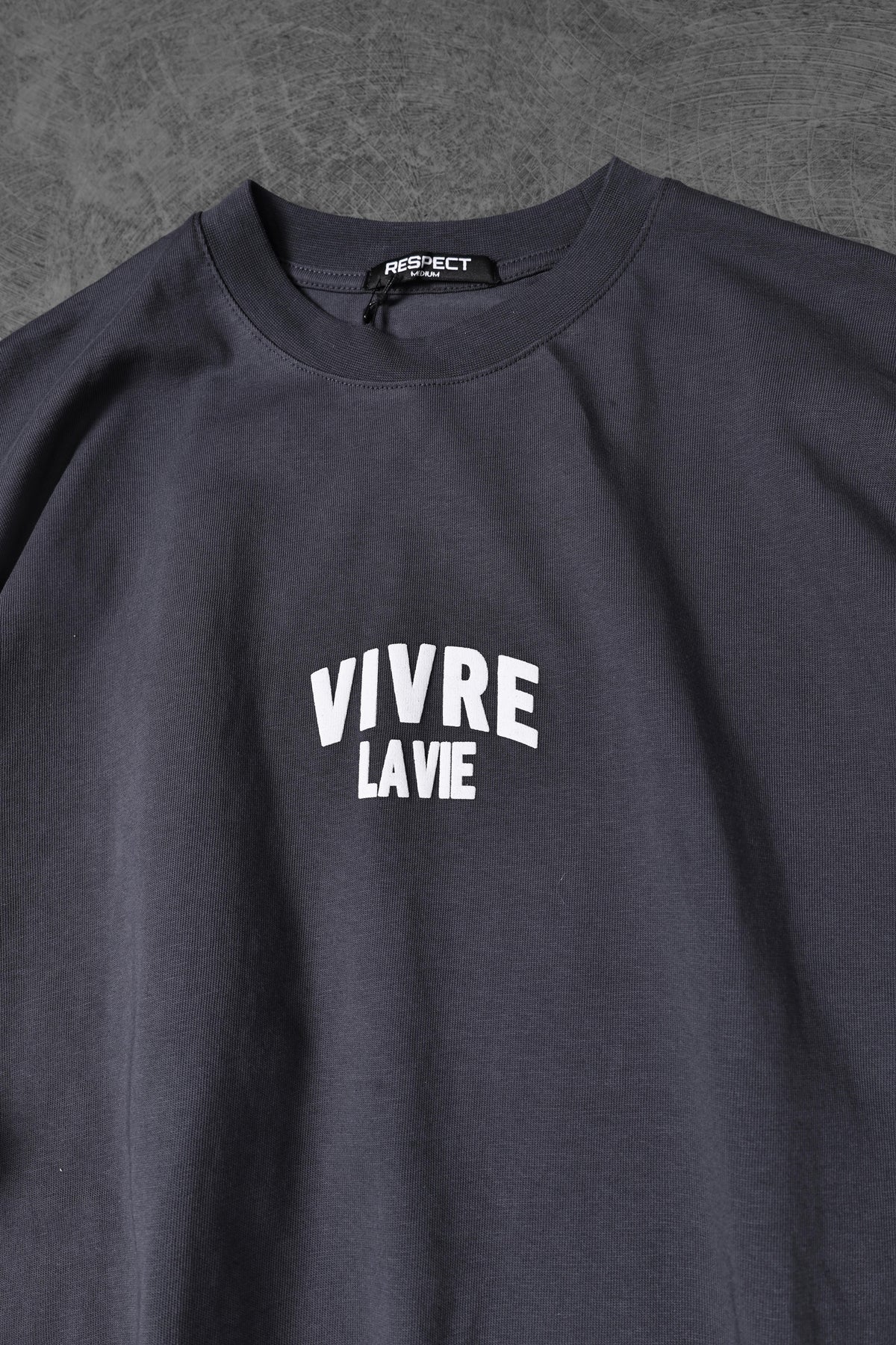 Vivre La Vie Oversized Tee